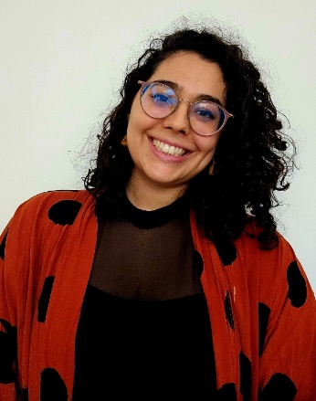 A person smiling at the camera

AI-generated content may be incorrect.